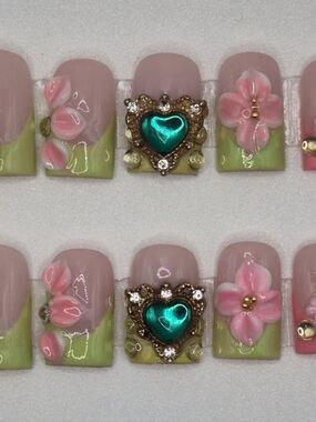 Medium Baby Duck Press On Nails Blossom Heart Relic Handmade